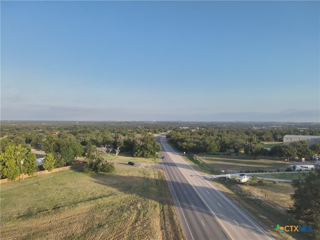 0.5 acres in Lampasas County - photo 3