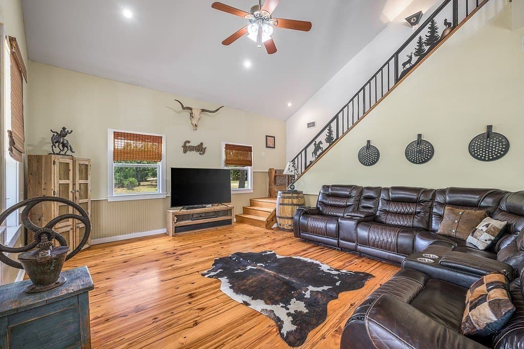 10 acres in Fayette County - photo 3