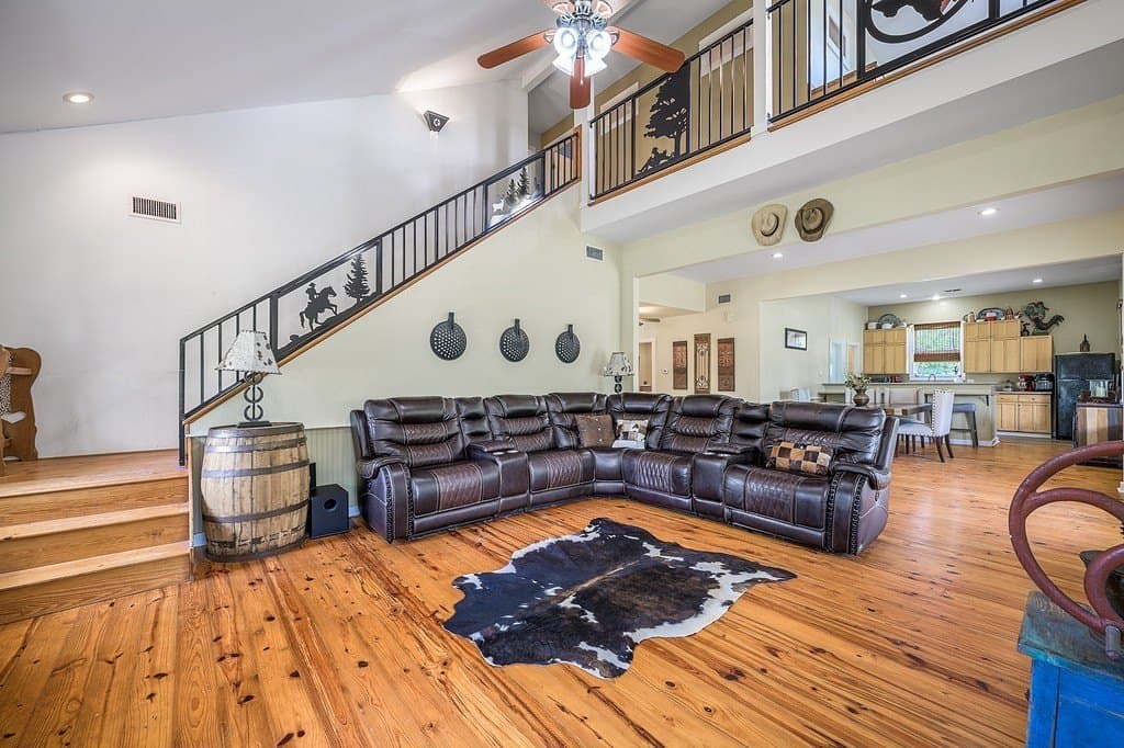 10 acres in Fayette County - photo 4