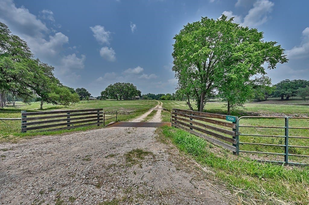 31.5 acres in Washington County - photo 4