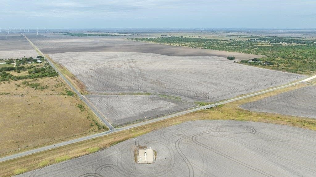 214.96 acres in San Patricio County - photo 5