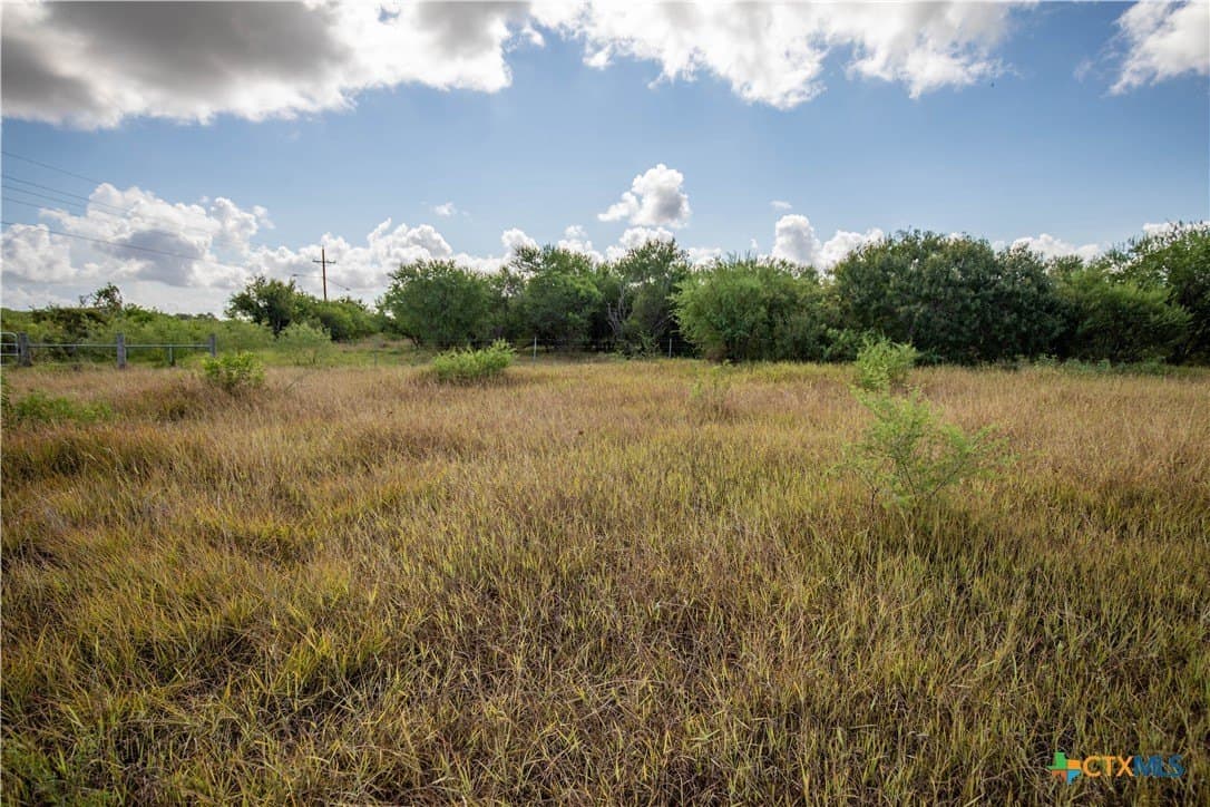 161.72 acres in Refugio County - photo 38