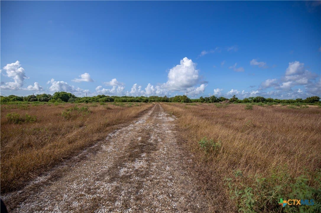 161.72 acres in Refugio County - photo 19