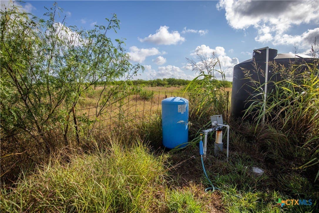 161.72 acres in Refugio County - photo 16