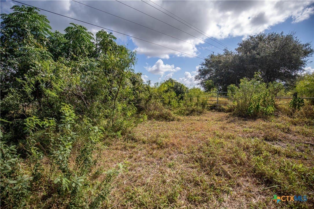 161.72 acres in Refugio County - photo 36