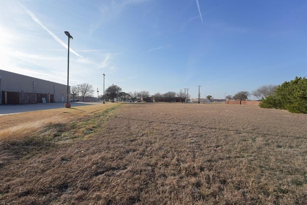 2.81 acres in Dallas County - photo 7