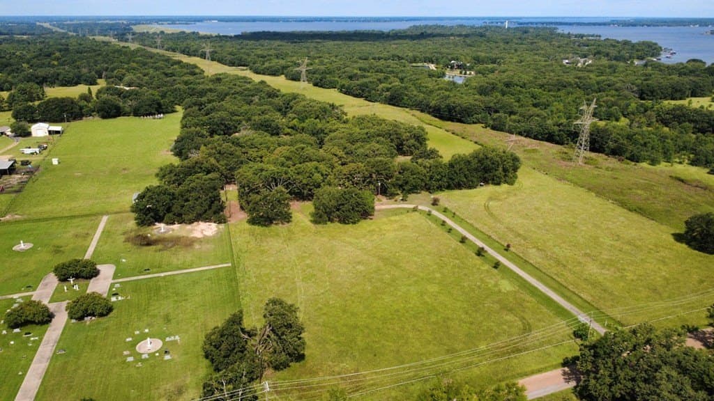 14.83 acres in Henderson County - photo 28