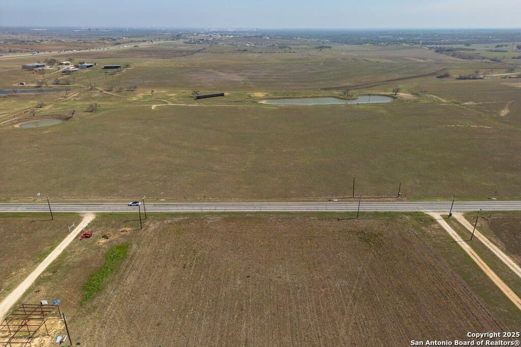 14.81 acres in Guadalupe County - photo 4