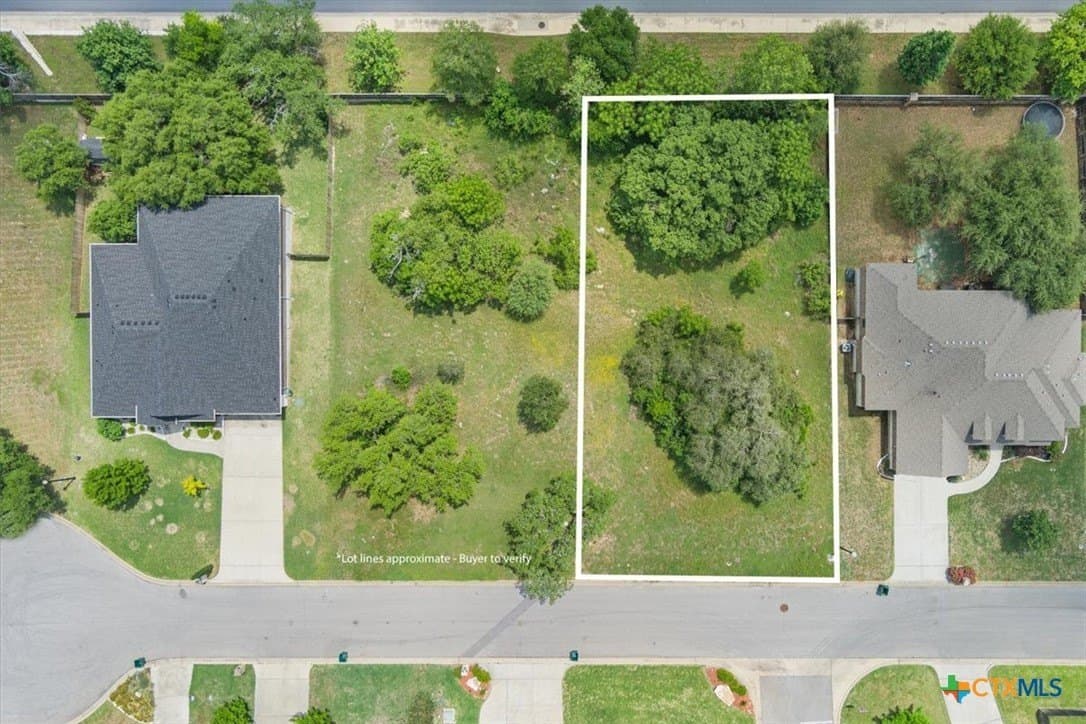 2308 Limestone Court lot: 43