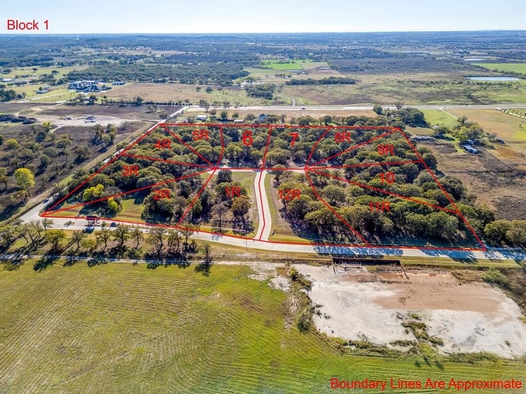 1.25 acres in Johnson County - photo 4