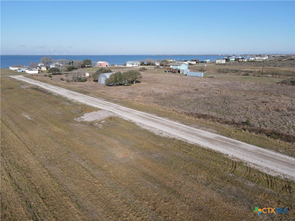 1.36 acres in Calhoun County - photo 4
