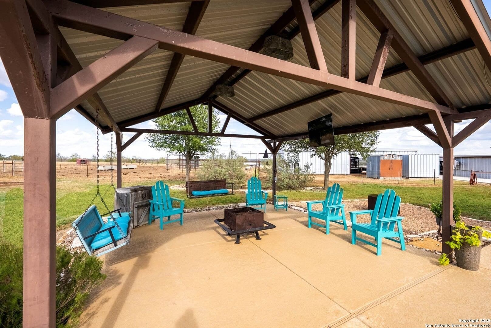 20 acres in Guadalupe County - photo 35