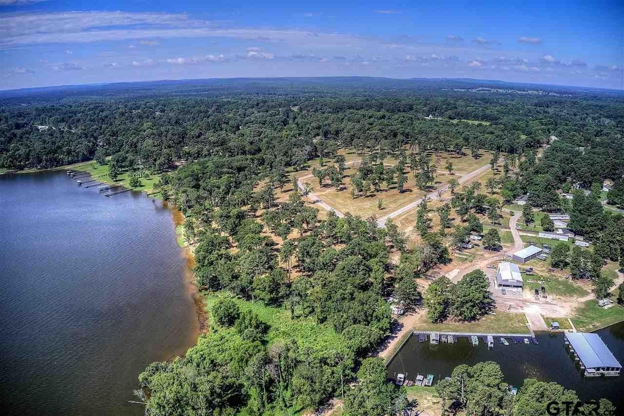 0.82 acres in Henderson County - photo 8