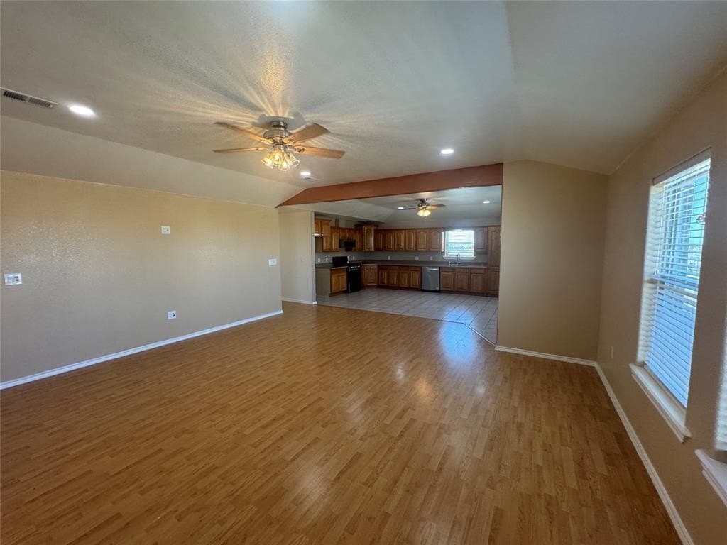 10.37 acres in Wise County - photo 5