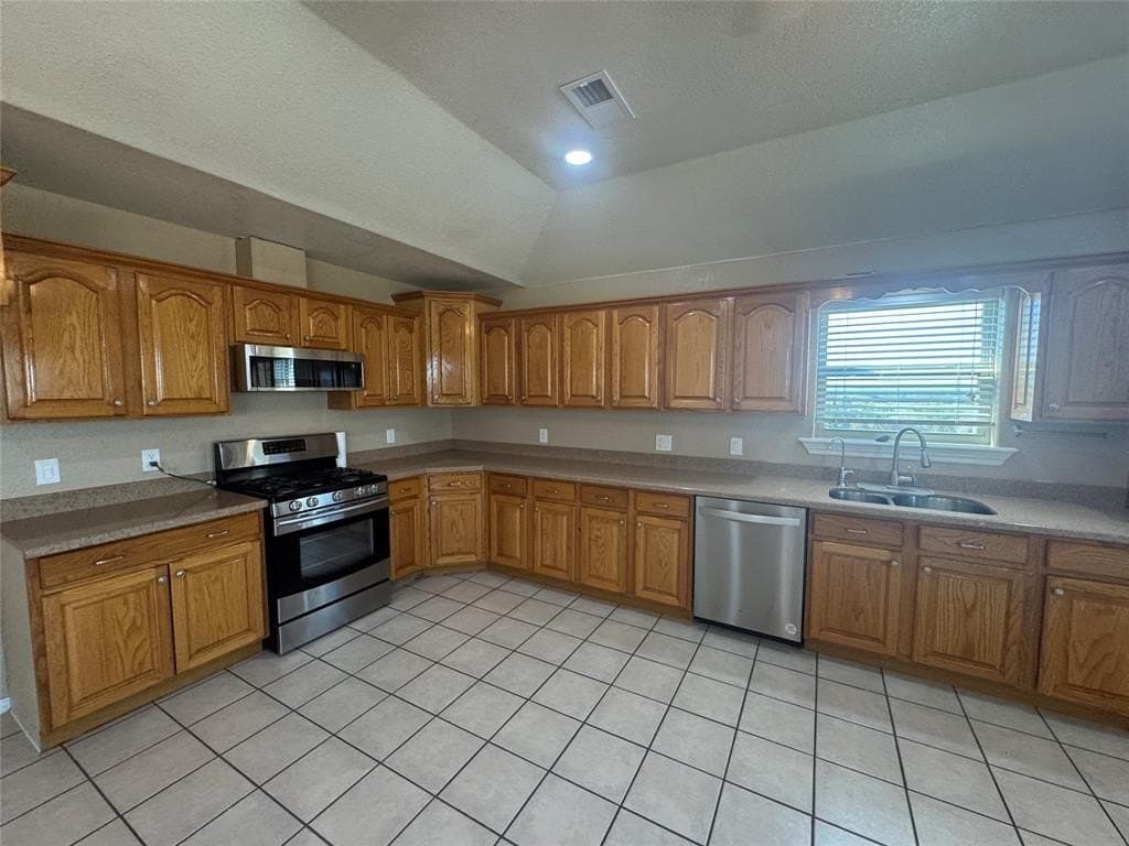 10.37 acres in Wise County - photo 8