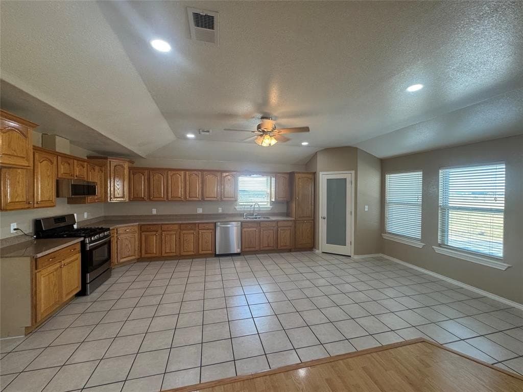 10.37 acres in Wise County - photo 6