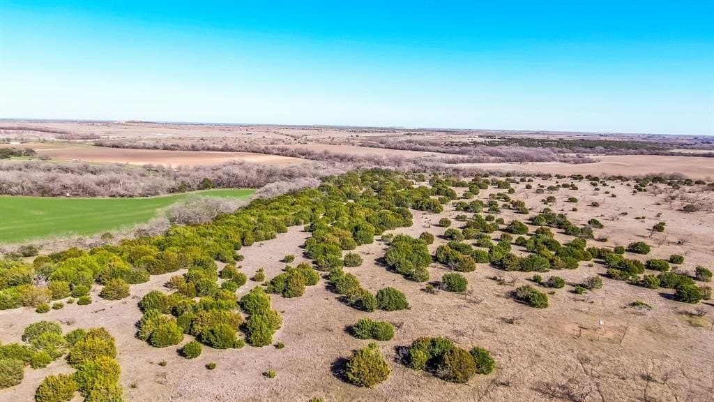 746 acres in Hamilton County - photo 17