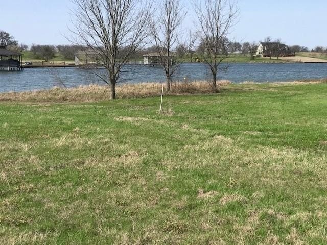 1.05 acres in Navarro County - photo 14