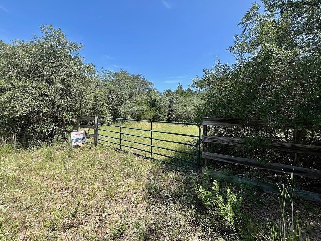 11.28 acres in Colorado County - photo 13