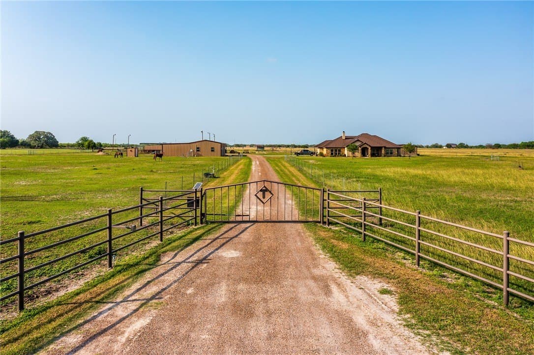 25 acres in San Patricio County - photo 17