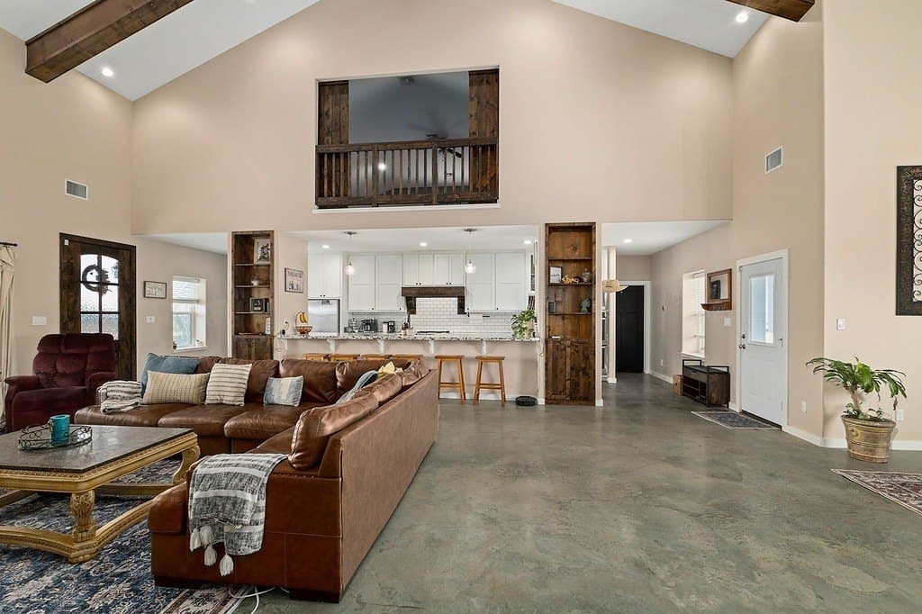 7.82 acres in Colorado County - photo 5