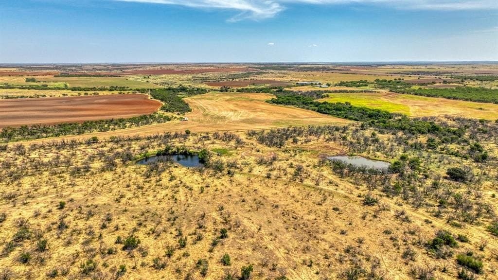 30 acres in Archer County - photo 4