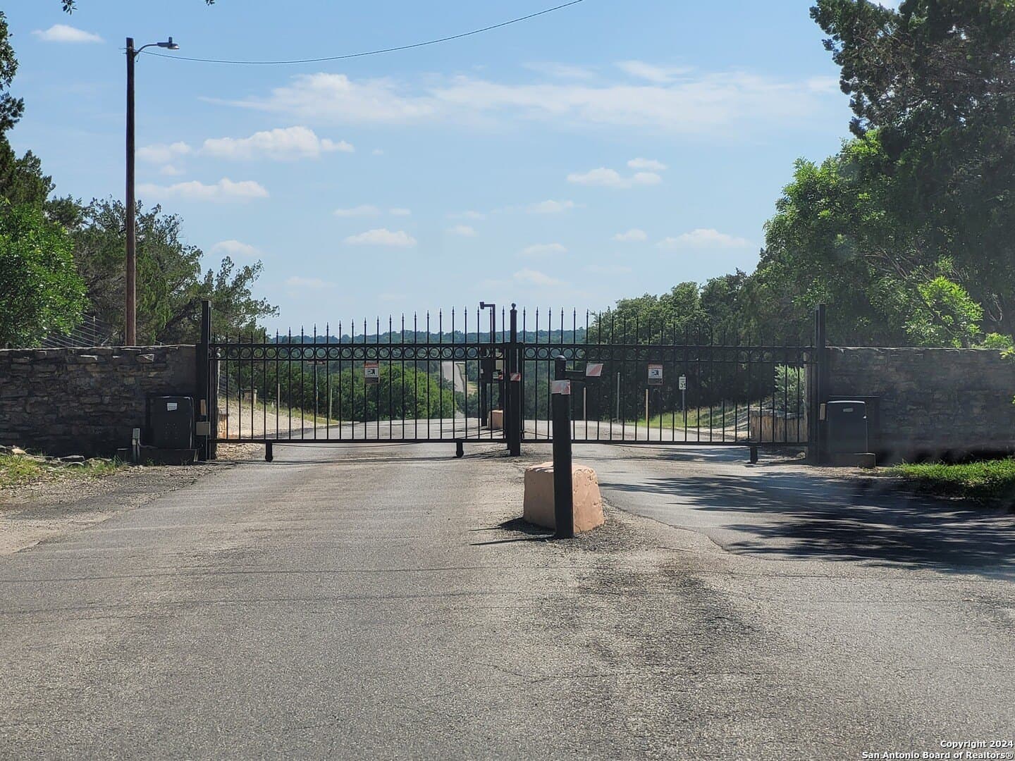 0.39 acres in Comal County - photo 11