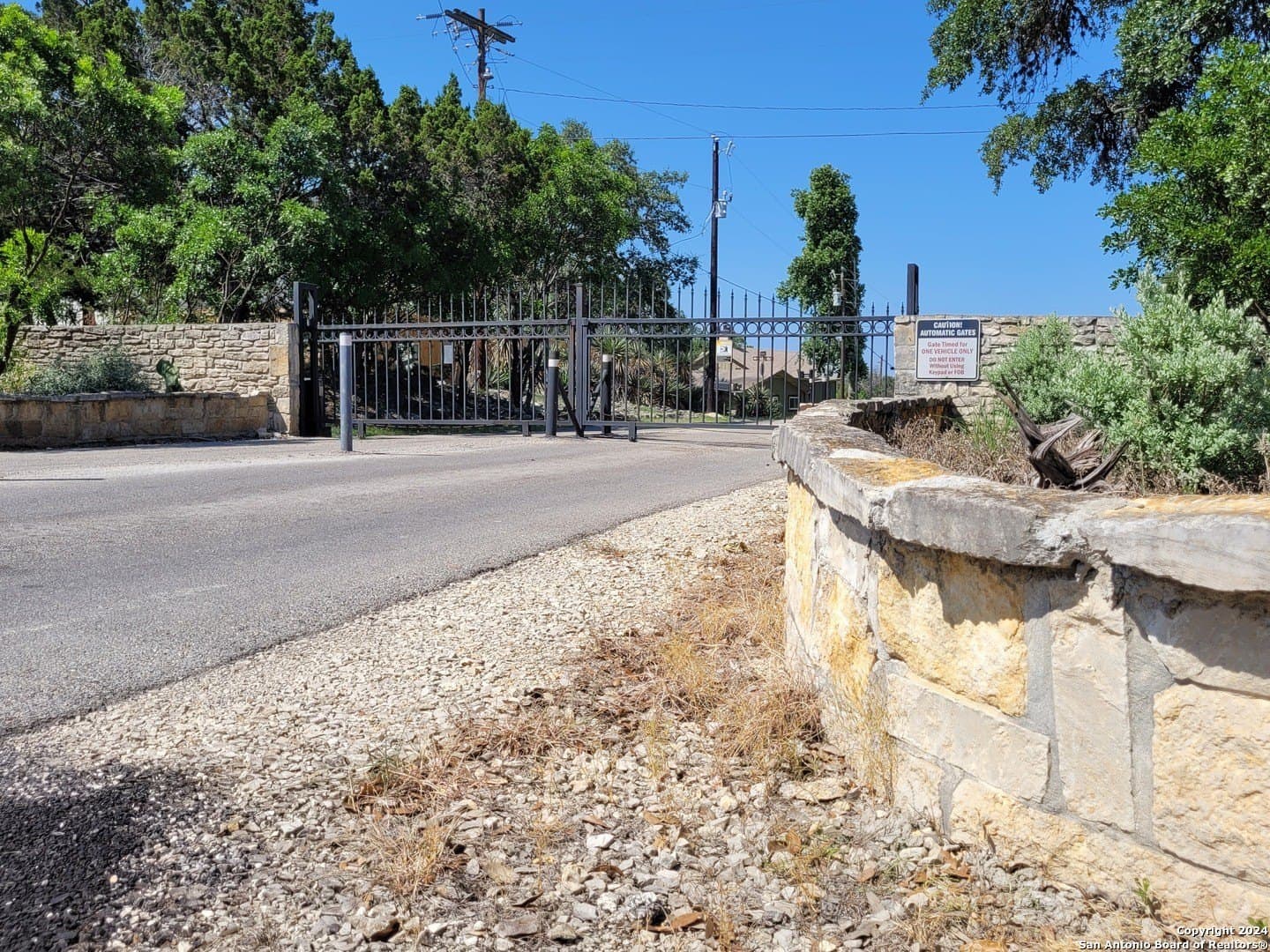 0.39 acres in Comal County - photo 10