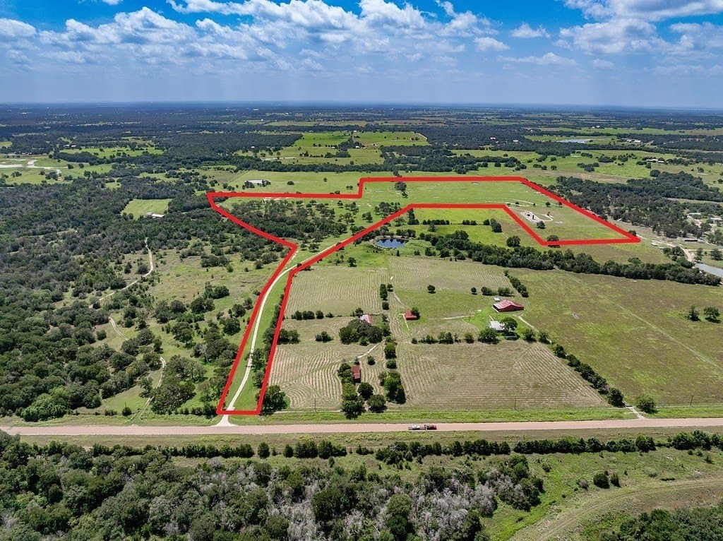 58.15 acres in Fayette County - photo 4