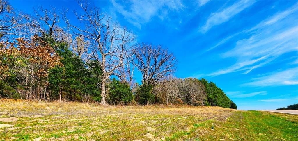 5.6 acres in Henderson County - photo 2