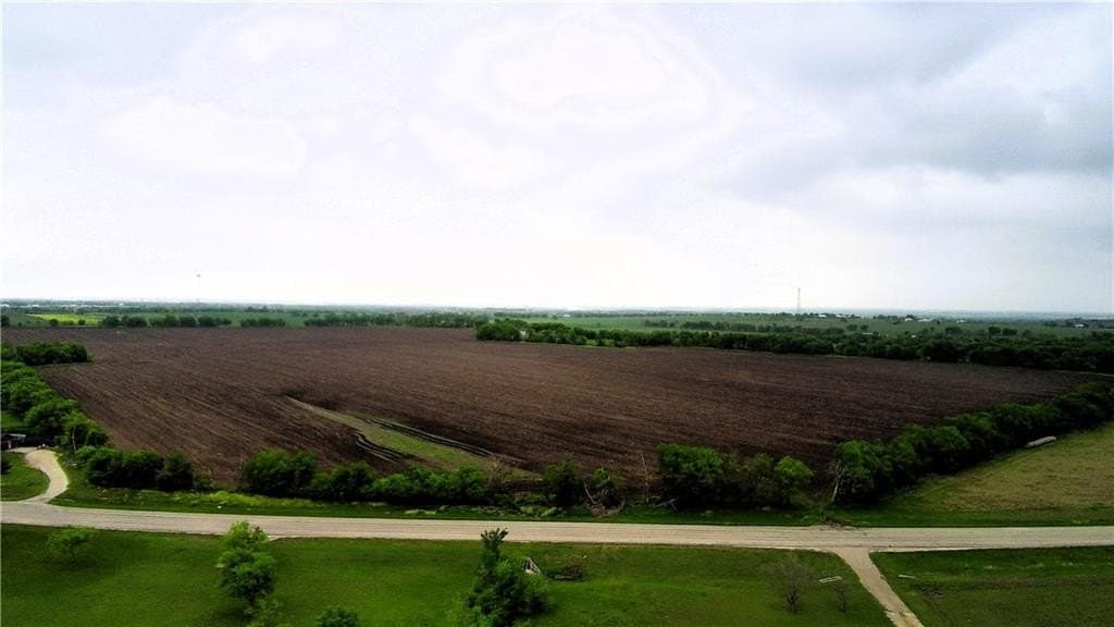 142.72 acres in Falls County - photo 3