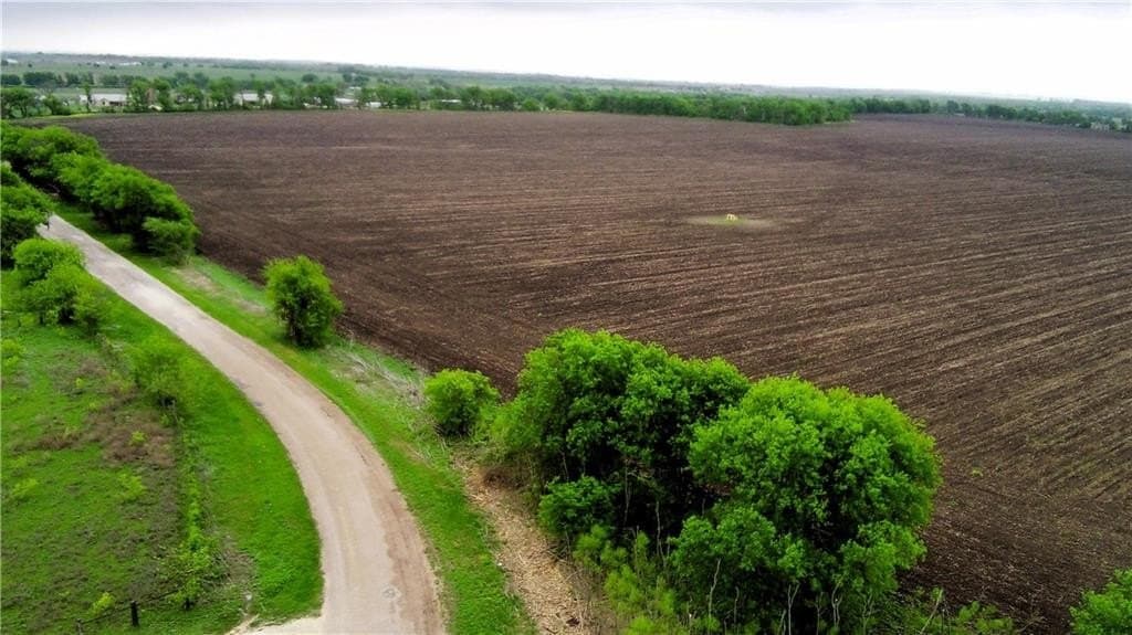 142.72 acres in Falls County - photo 4