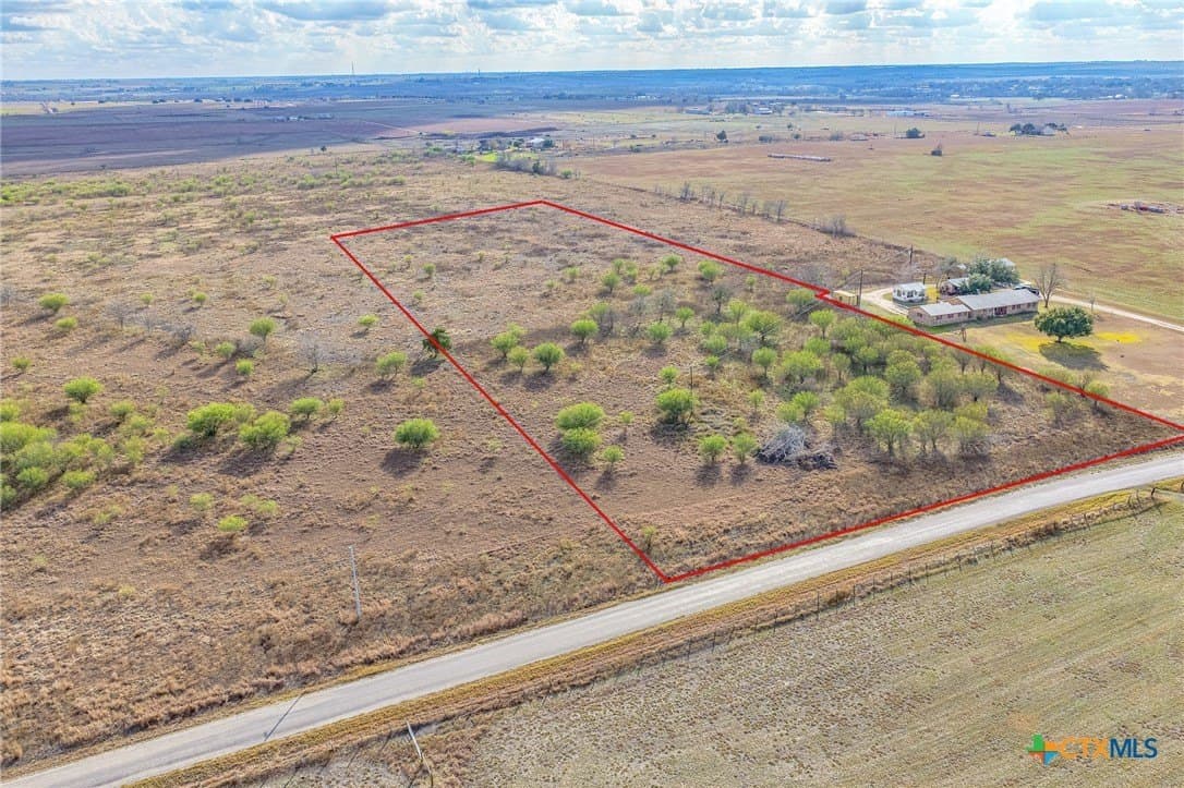 7.5 acres in Lavaca County - photo 3