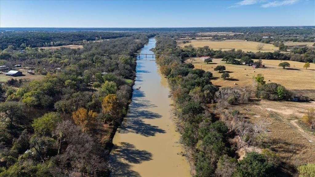 93.88 acres in Hill County - photo 2