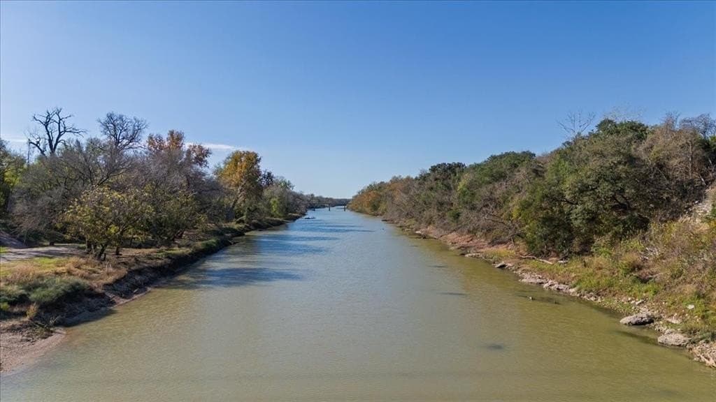 93.88 acres in Hill County - photo 20