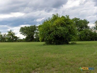 10.43 acres in Guadalupe County - photo 9