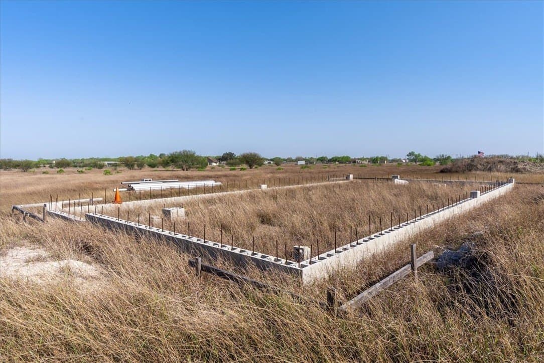 10.47 acres in Nueces County - photo 13