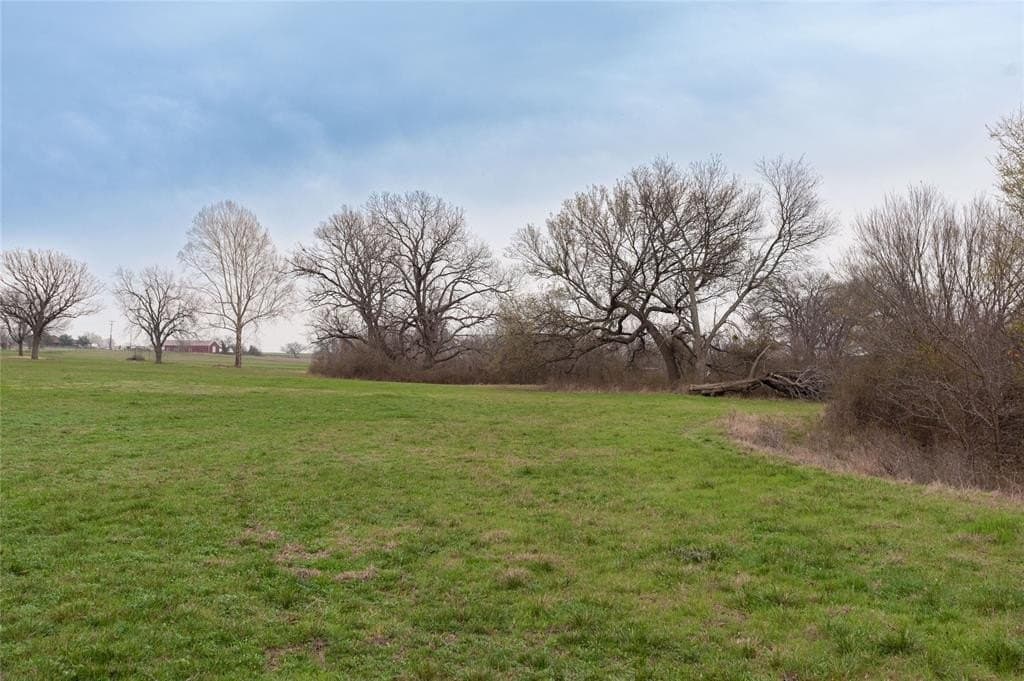 1.88 acres in Ellis County - photo 4