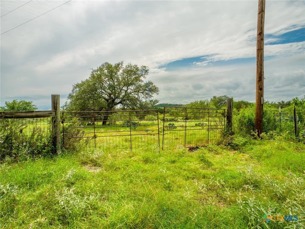 29.96 acres in Burnet County - photo 14