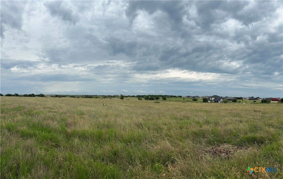 10 acres in Bell County - photo 4