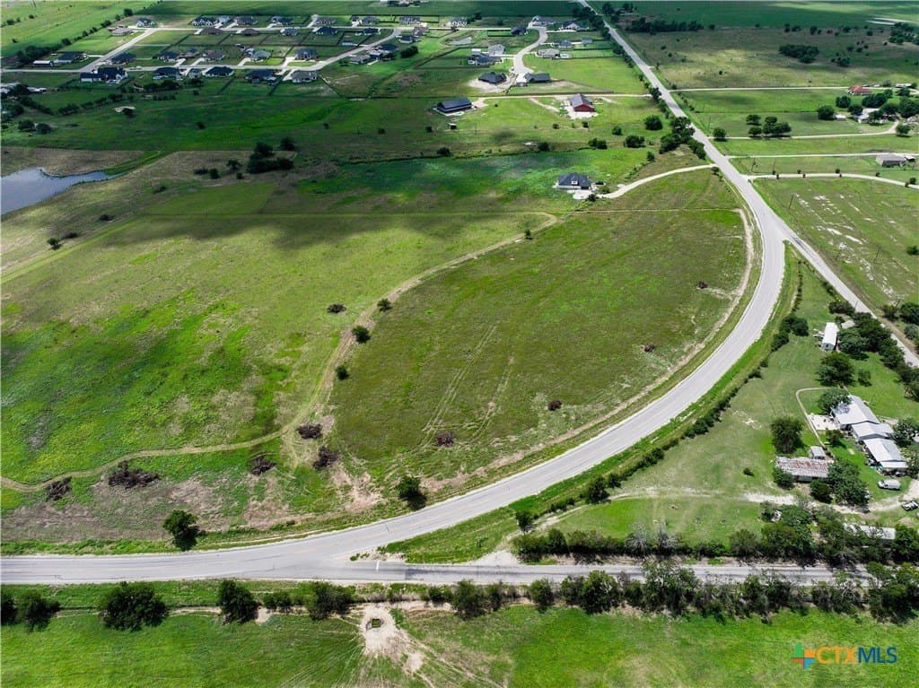 10 acres in Bell County - photo 2
