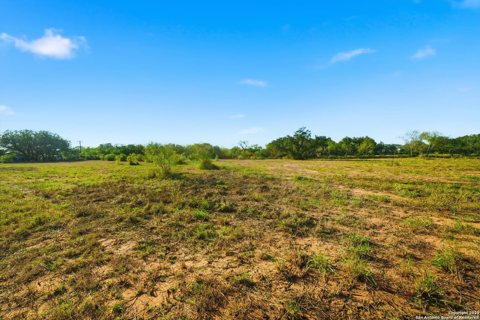 4.66 acres in Frio County - photo 11