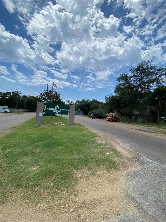 0.2 acres in Henderson County - photo 15