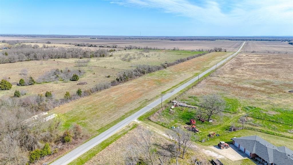 1.11 acres in Navarro County - photo 3