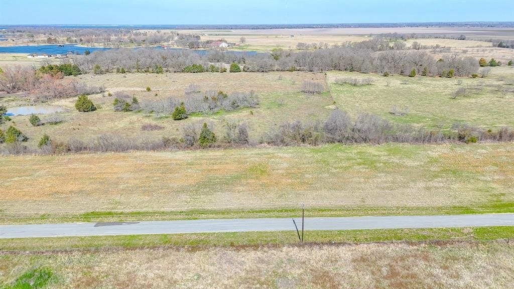 1.11 acres in Navarro County - photo 4