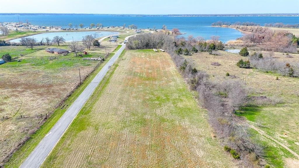 1.11 acres in Navarro County - photo 10