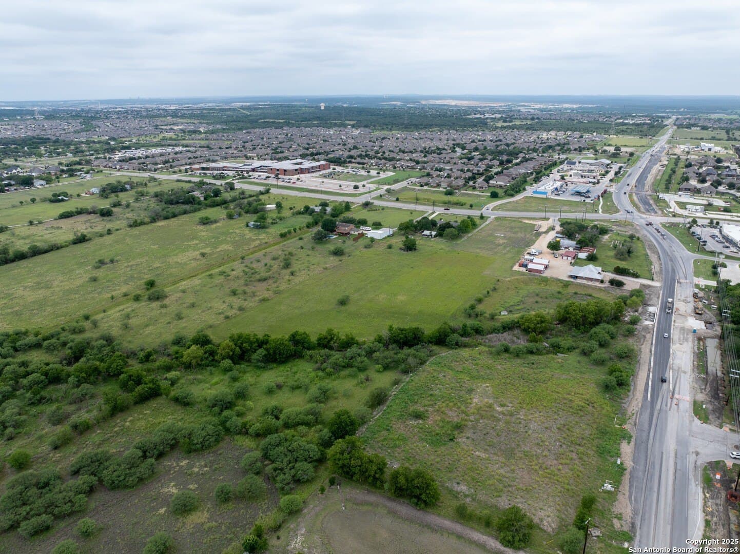 5 acres in Guadalupe County - photo 5