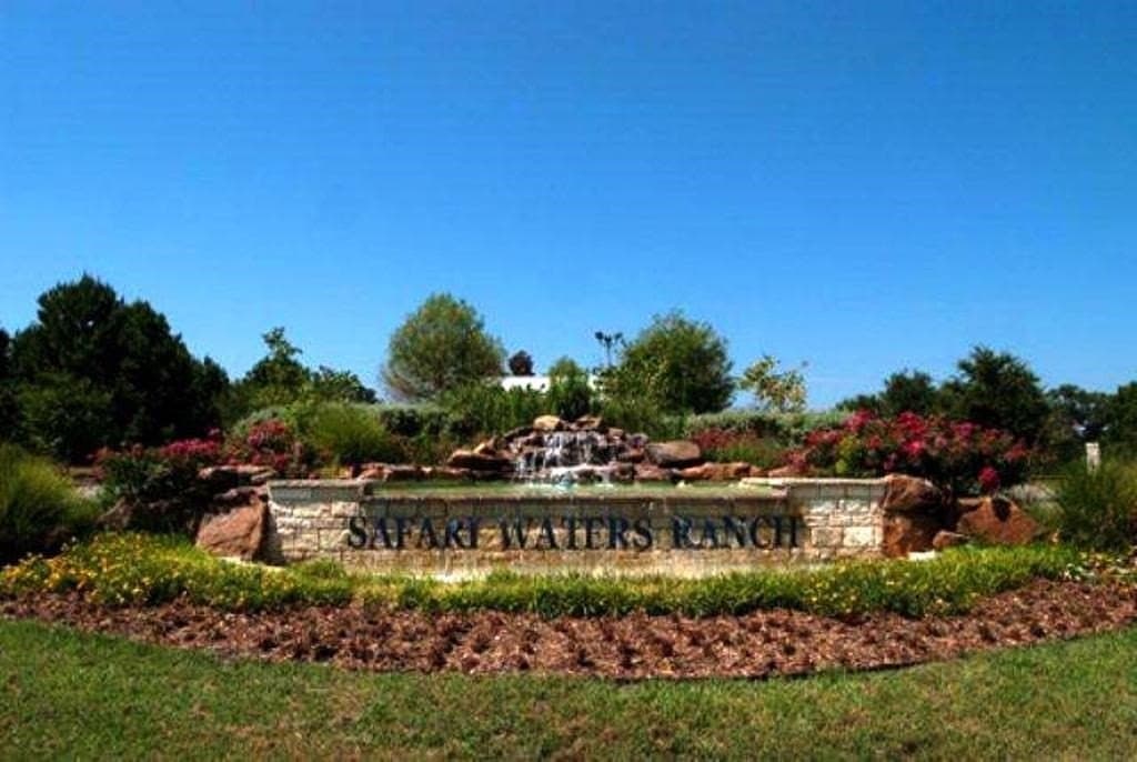 1.01 acres in Henderson County - photo 3