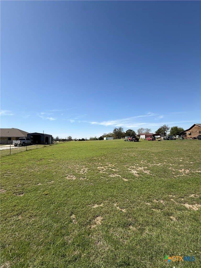 202 Wood Hollow lot: 6