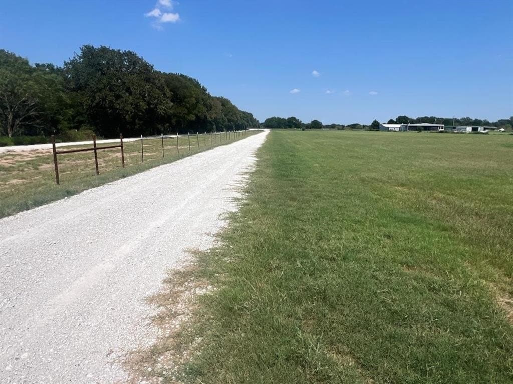 31 acres in Hill County - photo 23